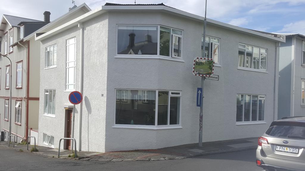 Reykjavik Rainbow Hotel Exterior foto